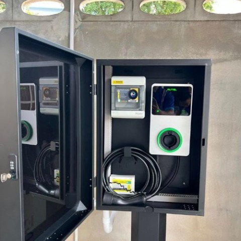 ติดตั้งเครื่องชาร์จไฟฟ้า